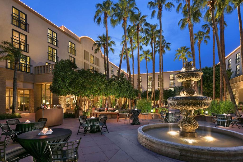 Tempe Mission Palms Hotel